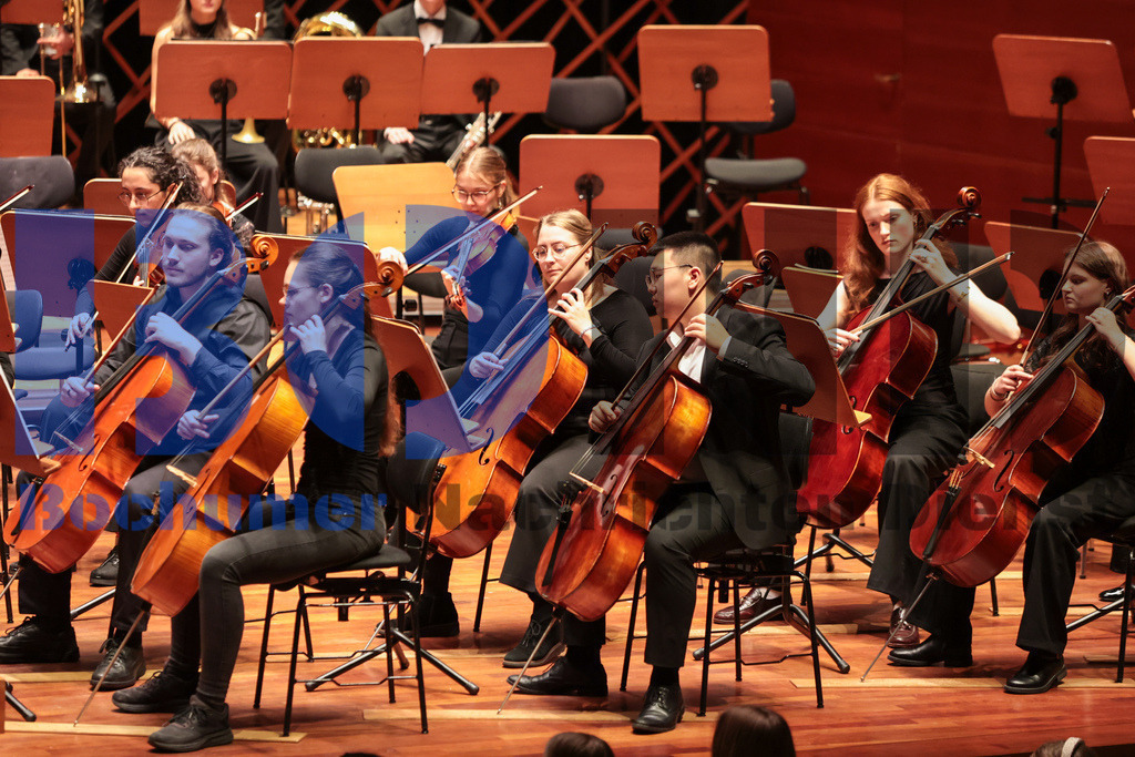 SES_BOCSIN20250609-15 | bond - Realisiert mit Pictrs.com