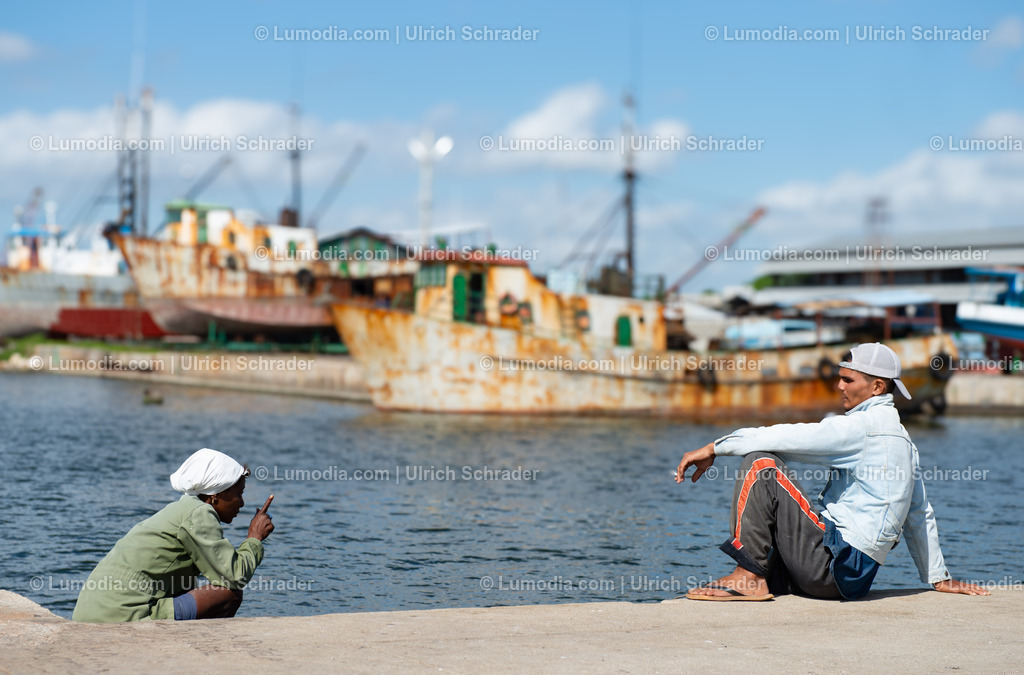 202510-103 | Stockfoto und Bilderpool mit Bildmaterial aus Deutschland, dem Harz, Halberstadt, Quedlinburg, Wernigerode und weltweit. Qualitativ hochwertige und professionelle Fotos anschauen und kaufen. - Realisiert mit Pictrs.com