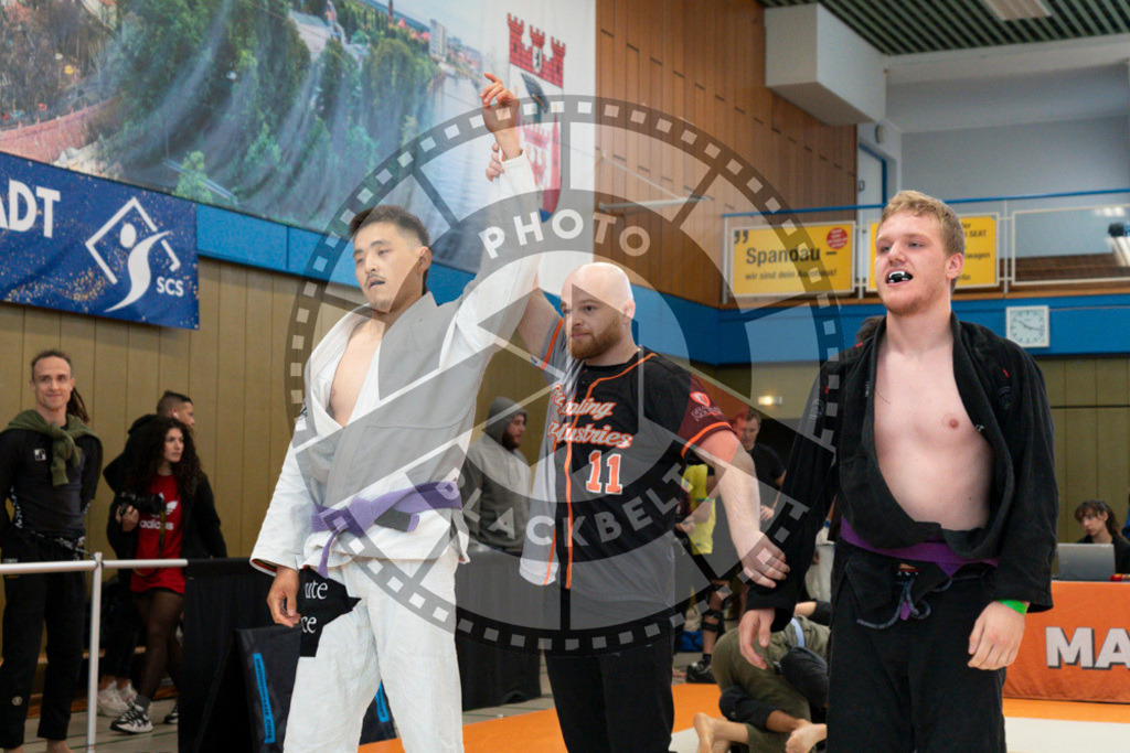 20240915PBB0727 | Athletes compete during the Grappling Industries’ grappling and Brazilian jiu-jitsu competition in Berlin, on September 15, 2024.
