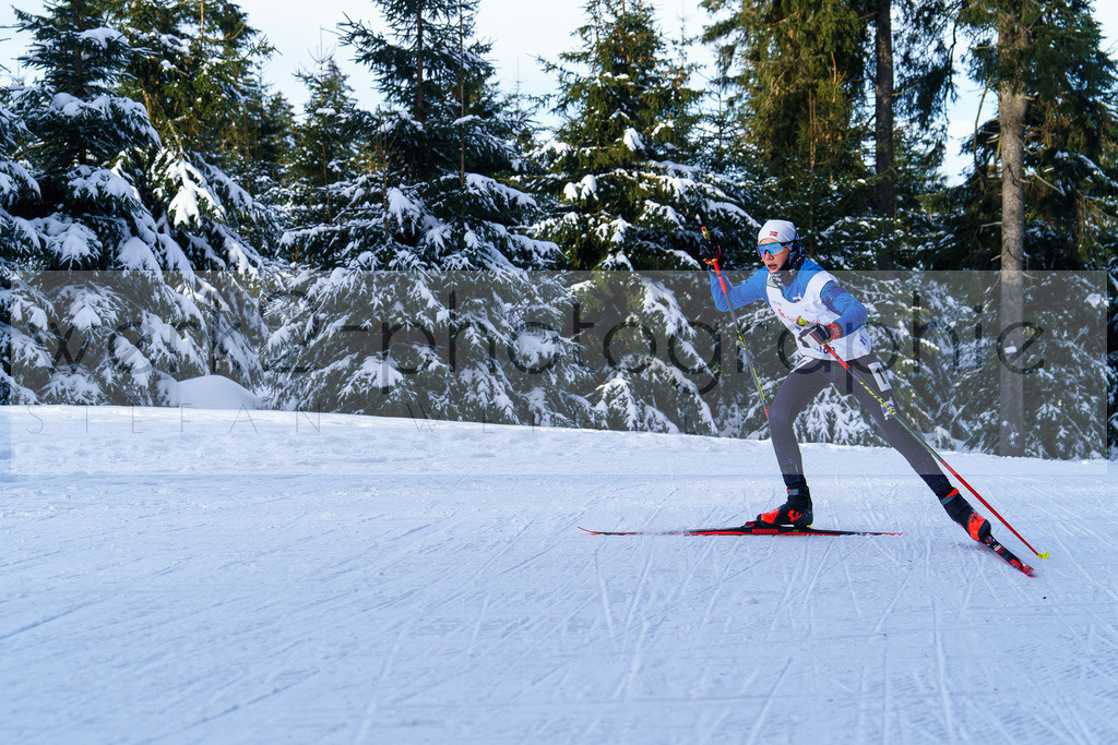 DSC Oberwiesenthal | Vom 19. - 21. Januar fand in der Sparkassen-Skiarena Oberwiesenthal der DSV E.INFRA Schülercup Biathlon statt.