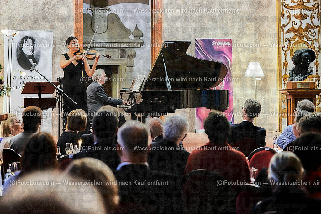 ALS0645_XXXIX-Chopin-Festival_Nocturno_Imayakova-WagnerArtzt | (C)FotoLois.com, Alois Spandl, XXXIX. internationales CHOPIN-Festival in der Kartause Gaming, NOCTURNO - nächtliches Konzert bei Kerzenlicht, Sa 5. August 2023.