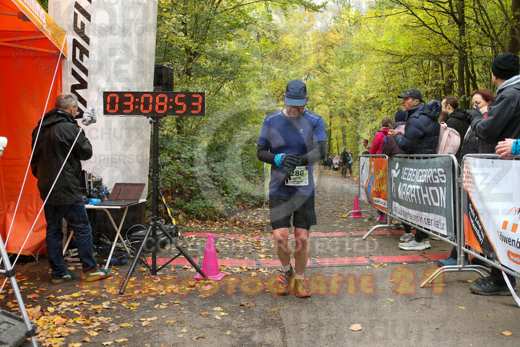 251026_1310_EX1_2732 | Sportfotografie im Rhein-Sieg Kreis, Köln, Bonn, NRW, Rheinland Pfalz, Hessen, etc. Unser Tätigkeitsfeld umfasst den Laufsport vom Volkslauf über den Marathon, Duathlon, Triathon bis zum Ultralauf wie Kölnpfad Ultra oder Schindertrail.