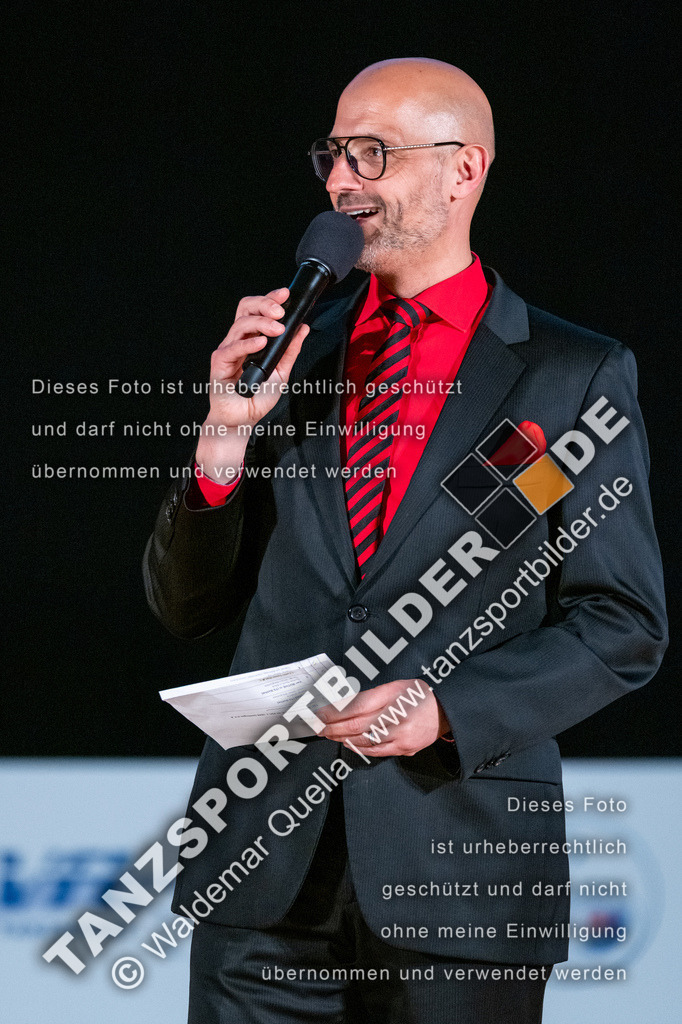 20250503-00470 | Hier finden Sie Tanz Bilder vom Latein und Standard Formationen tanzen. Sportbilder vom Tanzsport. Schöne Fotos und von Weltmeisterschaft, Europameisterschaft, Bundesliga, Regionalliga, Oberliga und Landesliga sowie von GOC Stuttgart, DanceComp, WM Bremen