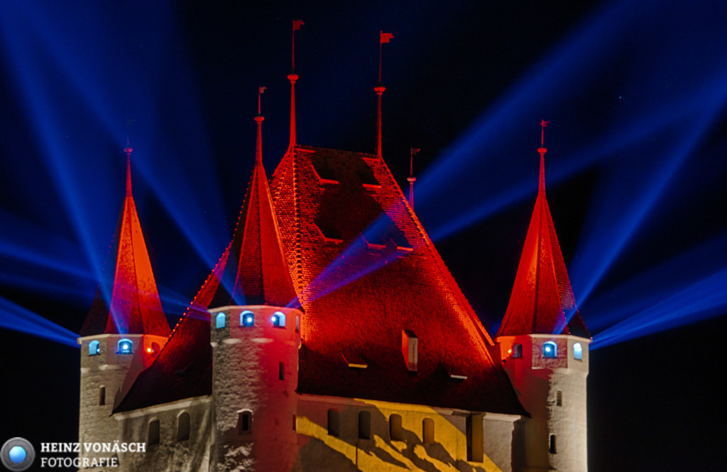 Alte_Architektur_0008 | Alle Bilder von Heinz Vonäsch Fotografie können alle zu günstigen Preisen gekauft werden! Download der Bilder, Ausdrucke, Postkarten, Tassen T-Shirts, Kalender, Alu- Dibond usw. - Realisiert mit Pictrs.com