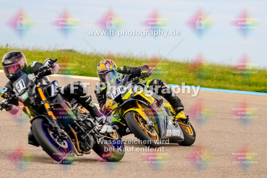 MotoTeam-2675 | Hier findet Ihr Bilder von Touristenfahrten auf der Nürburgring Nordschleife oder von anderen Veranstaltungen die ich besucht habe. Viel Spass beim Durch Schauen 