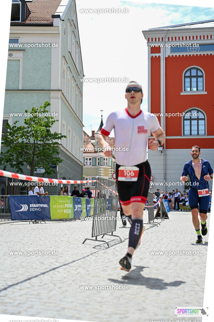 SZI_6748 | Stadttriathlon Erding 2025. #yourpictrs #sportshot_your_pictrs @Sportshotphotography #stadttriathlonerding Copyright: www.sportshot.de