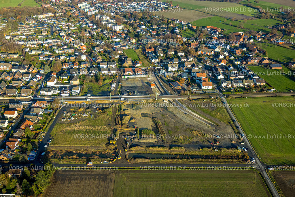 Hamm231200210 | Luftbild, geplante Nahverkehrsverbindung mit Haltepunkt in Westtünnen, Baustelle am Südfeldweg und Von-Thünen-Straße für den künftigen Bahnhaltepunkt, Wohnsiedlung, Stadtbezirk Rhynern, Hamm, Ruhrgebiet, Nordrhein-Westfalen, Deutschland