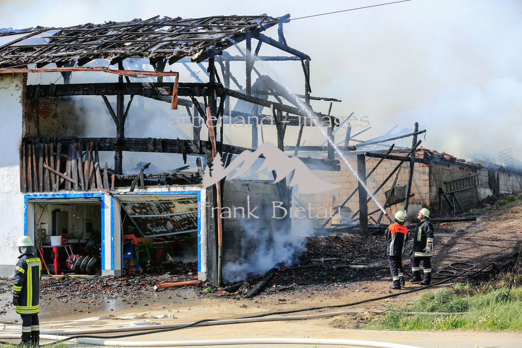 21052016-fb-2179 | Feuerwehreinsatz Frauenau, Doerfl