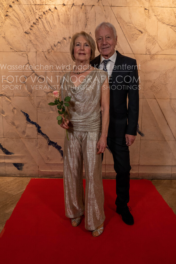 CCC_Frühlingsball_Teppich_byTINOGRRAFIE-63 | (c) TINOGRAFIE.COM