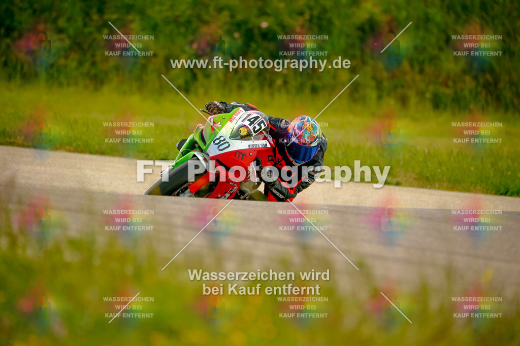 _MOT1204 | Hier findet Ihr Bilder von Touristenfahrten auf der Nürburgring Nordschleife oder von anderen Veranstaltungen die ich besucht habe. Viel Spass beim Durch Schauen 