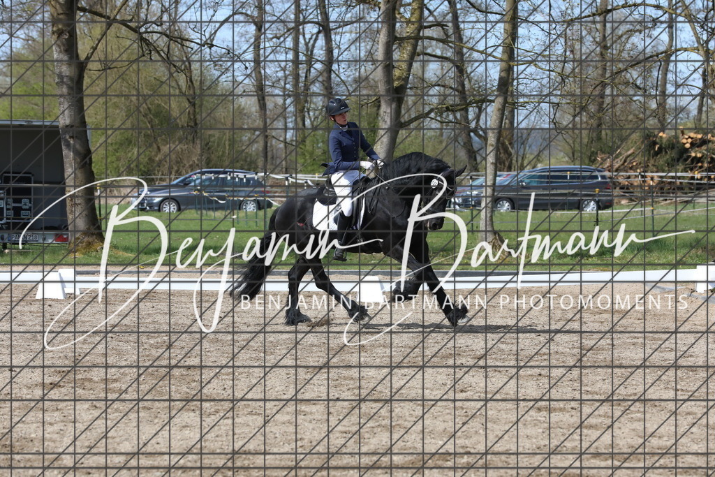 AZ2A3350 | Benjamin Bartmann Photomoments