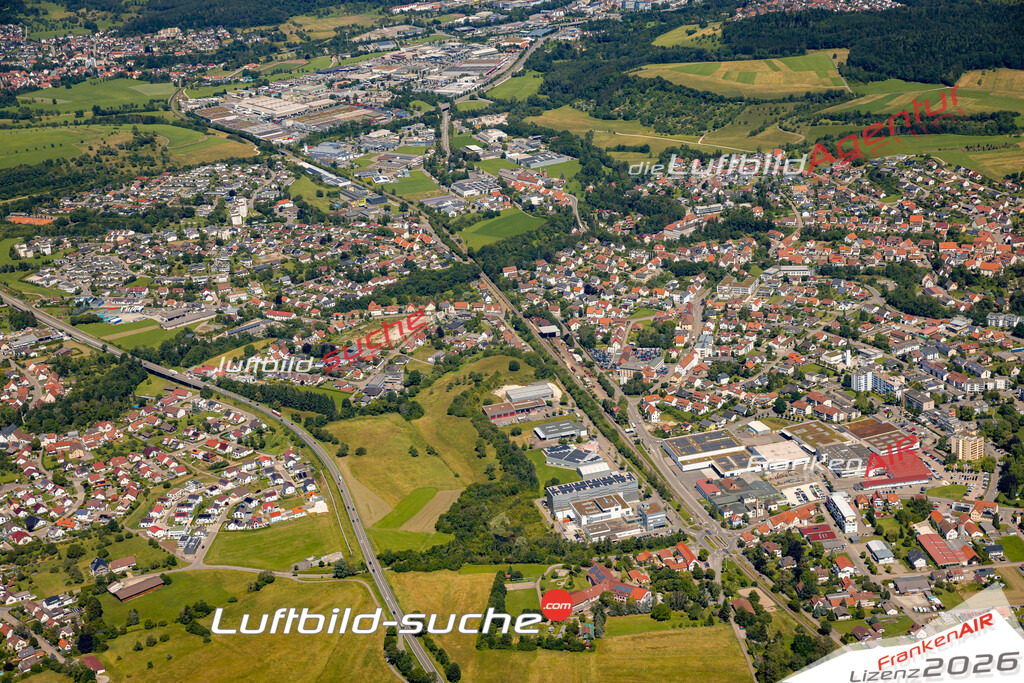 Das Luftbild zeigt : Frommern Balingen - Die Luftaufnahme wurde 2024 vom UL-Flugzeug aus erstellt ( keine Drohne ) - Hochauflösende Luftaufnahme - Für grossformatige Ausdrucke geeignet. Die Geschenkidee !Mit Lizenz und Bildrechte bestellbar