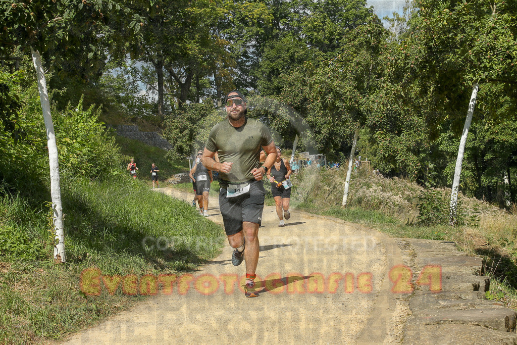 250824_1241_EX1_0216 | Sportfotografie im Rhein-Sieg Kreis, Köln, Bonn, NRW, Rheinland Pfalz, Hessen, etc. Unser Tätigkeitsfeld umfasst den Laufsport vom Volkslauf über den Marathon, Duathlon, Triathon bis zum Ultralauf wie Kölnpfad Ultra oder Schindertrail.