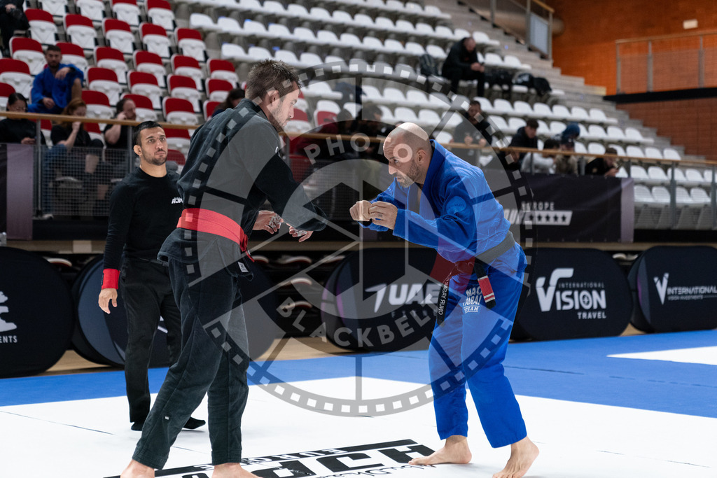 20241012PBB3894 | Athletes compete during the AJP Tour Europe Continental Jiu-Jitsu Professional Championship on October 12, 2024 in Almere near Amsterdam, Netherlands. © Chiara Dazi / photoblackbelt