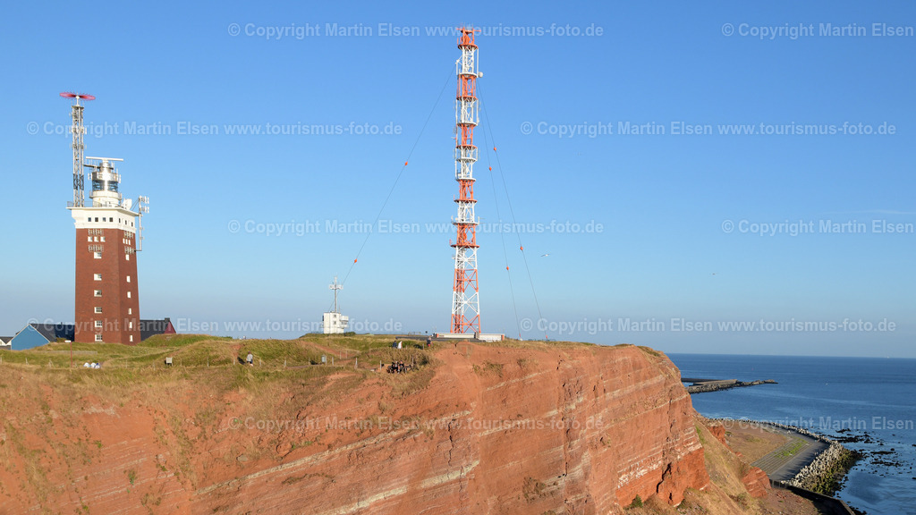 Helgoland_ELS_7042030818 | Helgoland - Aufnahmedatum: 31.07.2018, Aufnahmehöhe:  m, Koordinaten:  - , Bildgröße: 5576 x  3137 Pixel - Copyright 2018 by Martin Elsen, Kontakt: Tel.: +49 157 74581206, E-Mail: info@schoenes-foto.deSchlagwörter:Schleswig-Holstein,Landkreis Pinneberg,Düne,Hochseeinsel,Börteboote,Meer,Küste,Halunder,Oberland,Unterland,Strand,Seehunde,Robben,Lange Anna,Felsen,Roter Felsen,Luftbild,Luftbilder,Bastölpel - Realisiert mit Pictrs.com