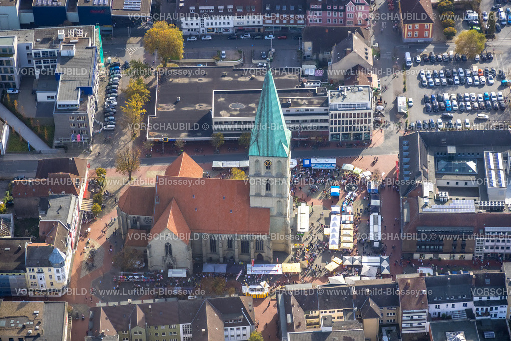 Hamm221017531 | Luftbild, Evang. Pauluskirche in der City, Wochenmarkt auf dem Marktplatz an der Kirche, Hamm, Ruhrgebiet, Nordrhein-Westfalen, Deutschland