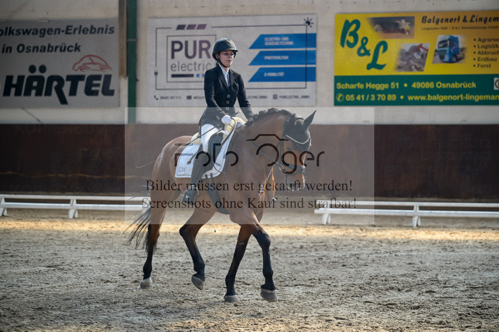 Reitturnier Voxtrup | Entdecke hochwertige Reitturnierfotos von Foto Oger. Professionell, emotional und authentisch – jetzt Lieblingsmomente im Shop bestellen.Deutschlandweite Turnierfotografie. - Realisiert mit Pictrs.com