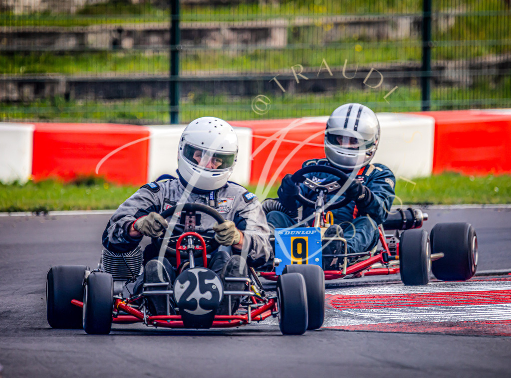 6382A054-AC07-4EC3-A0B6-73950911C66F | traudl_s_fotos