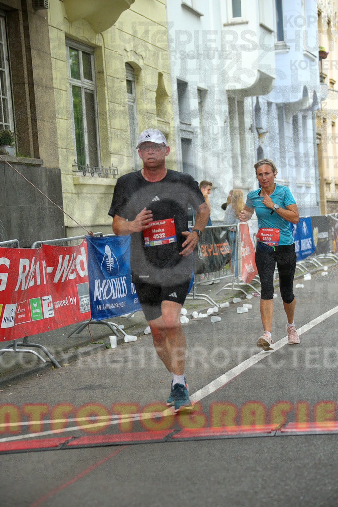 240614_2005_EX1_6355 | Sportfotografie im Rhein-Sieg Kreis, Köln, Bonn, NRW, Rheinland Pfalz, Hessen, etc. Unser Tätigkeitsfeld umfasst den Laufsport vom Volkslauf über den Marathon, Duathlon, Triathon bis zum Ultralauf wie Kölnpfad Ultra oder Schindertrail.