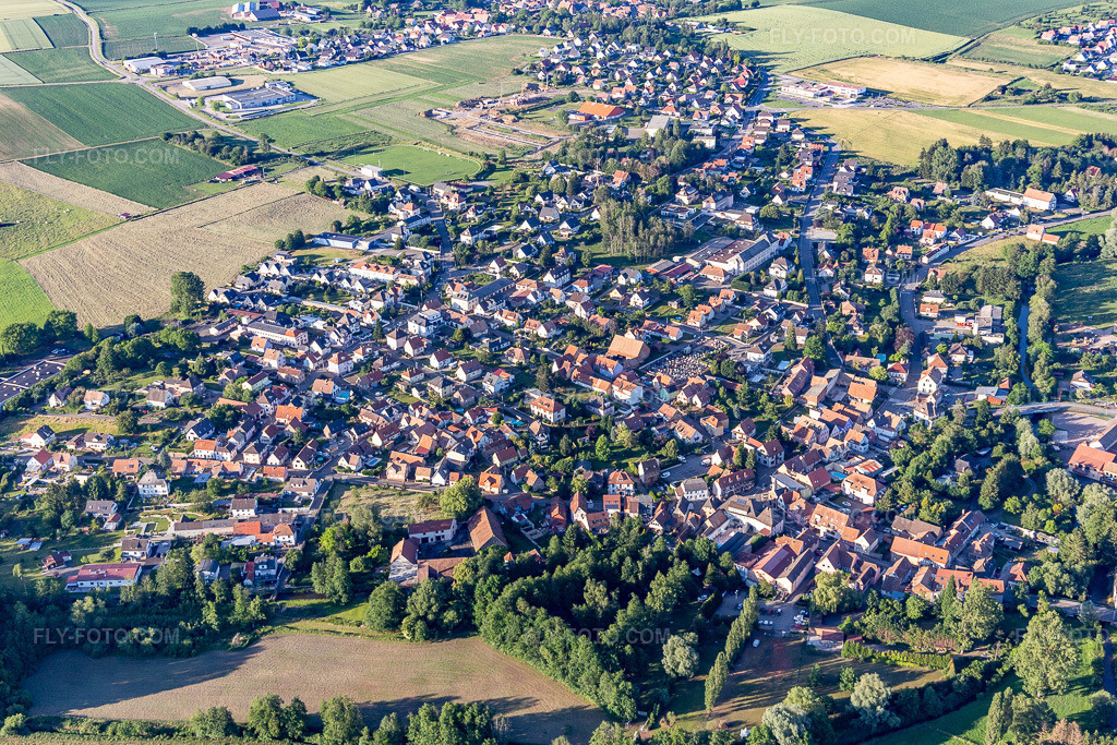Aerial view: View of the town in Val de Moder in the state Bas-Rhin, France.Photo: IMG_115445.jpg taken on 06/16/2019 by Werner Riehm/FLY-FOTO.comResolution of the original: 5472 x 3648 px