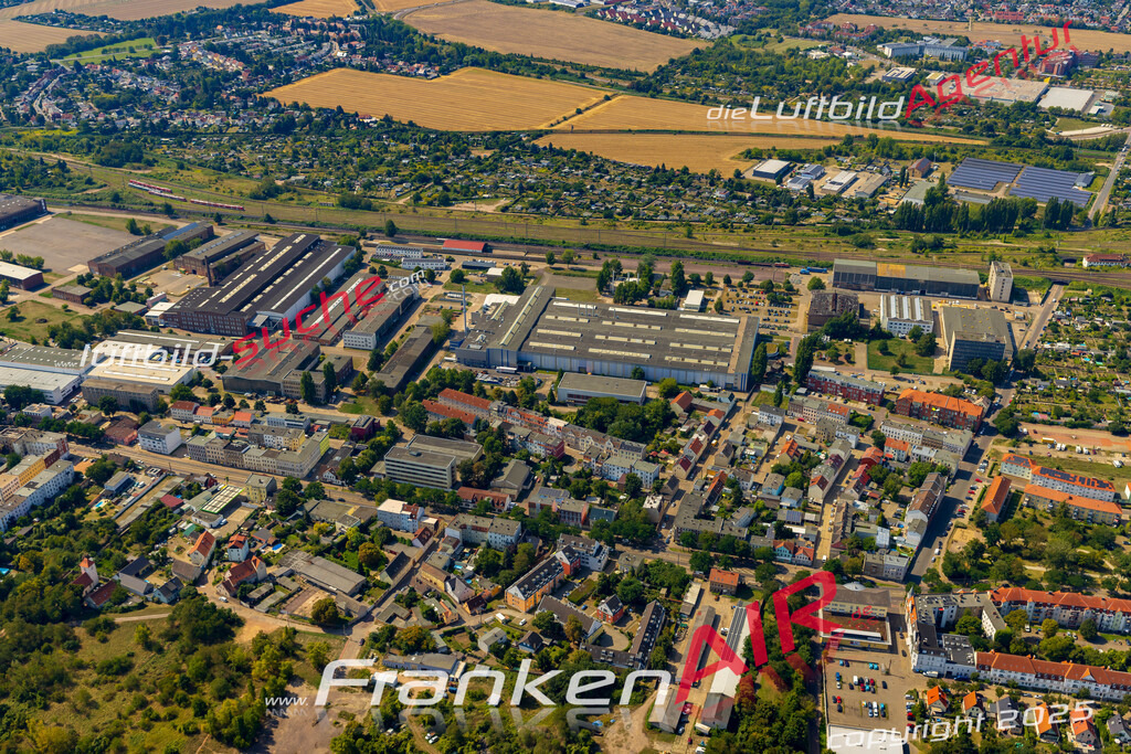 Luftaufnahme Salbke Magdeburg - Die Luftaufnahme wurde 2025 vom UL-Flugzeug heraus erstellt ( ohne Drohne ) - Hochauflösende Luftaufnahme - für professionelle Ausdrucke geeignet. Die Geschenkidee !Mit Lizenz und Bildrechte bestellbar