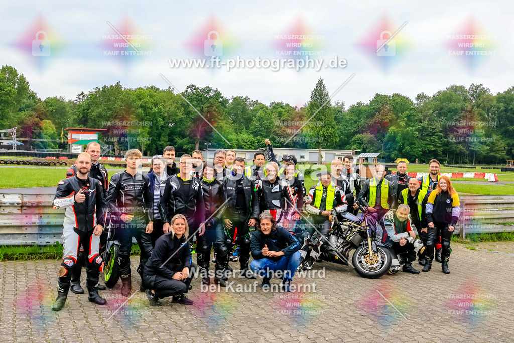 VBK-7380 | Hier findet Ihr Bilder von Touristenfahrten auf der Nürburgring Nordschleife oder von anderen Veranstaltungen die ich besucht habe. Viel Spass beim Durch Schauen 