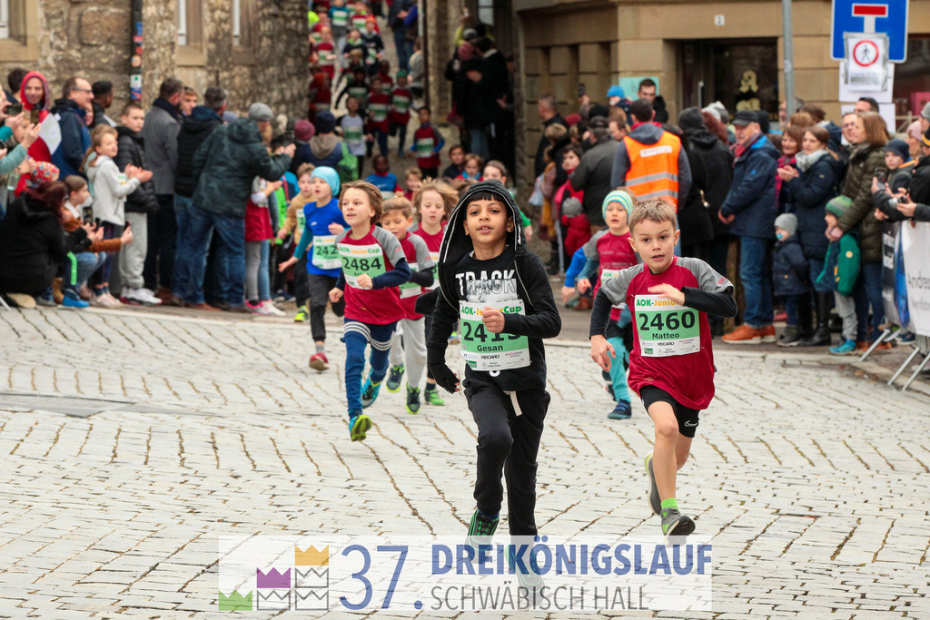 AOK JuniorCup 400m | 3Koenigslauf 2023 - Realisiert mit Pictrs.com
