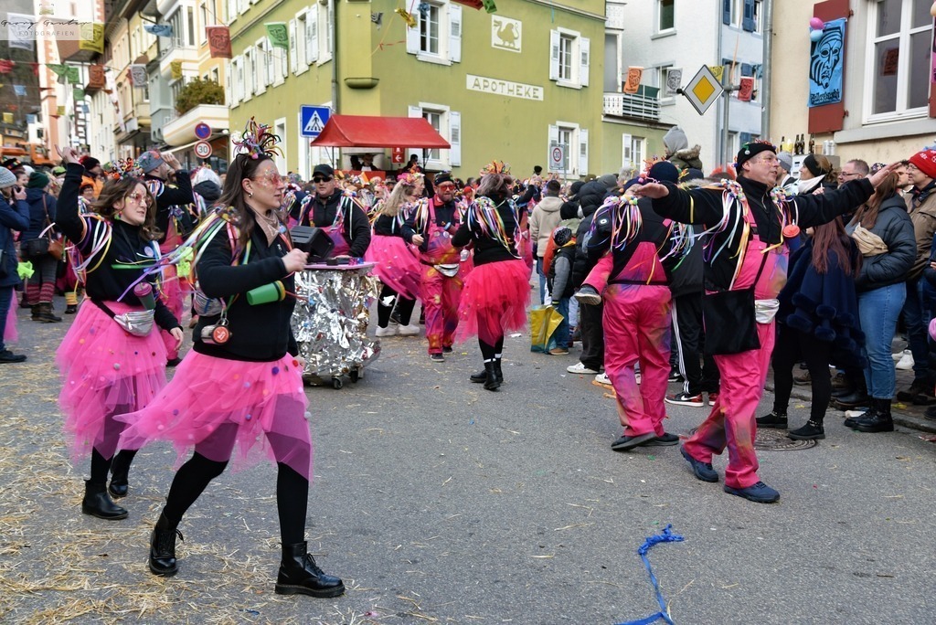 Umzug Sonn  _26-176-RA | Fotoblog Schwarzwald, Foto Blog Wiesental, Pfaffenberg, Winterzauber, Zeller Bergland, Zell im Wiesental, Fotoblog Wiesental, Landschaftsfotos, Bilder Wiesental, Natur, Naturbilder, Fastnacht, Zeller Fastnacht, Zeller Fasnacht, Zeller Bergland, Belchen, - Realisiert mit Pictrs.com