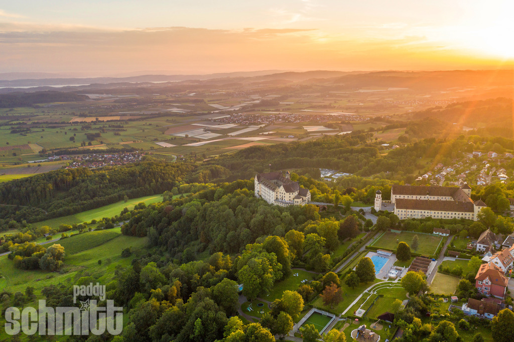 PS-Heligenberg-2026-02 | Entdecke die größte Bildgalerie der Region mit Fotografien aus dem Allgäu, der Bodenseeregion, Oberschwaben, dem Donautal und der Schwäbischen Alb. Landschaften, Luftaufnahmen und Reisefotografie als Wandbild und Fotokunst. - Realisiert mit Pictrs.com