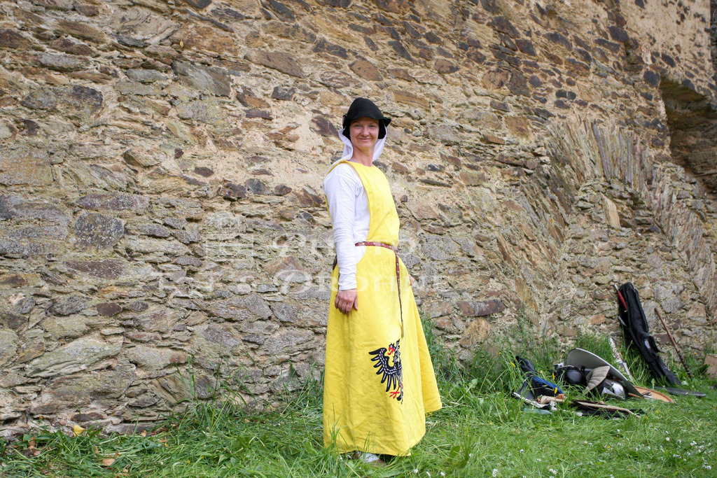 Rheinfels-0463 | Burg Ruine Rheinfels ist die größte Festungsanlage zwischen Koblenz und Bingen am Oberen Mittelrhein. - Realisiert mit Pictrs.com