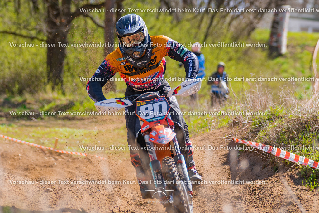 20260406_MSCHänchen-9381 | Sportfotografin aus Berlin-Brandenburg mit Fokus auf Motocross. Ich halte deine sportliche Leistung und echte Emotionen auf und neben der Strecke professionell fest. Entdecke die Fotos von deinem Rennen und bestelle sie direkt hier im Shop.