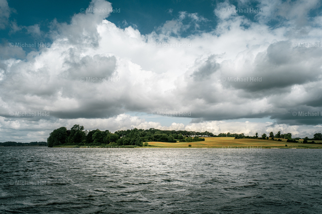 An der Schlei | Profi-Fotos über Schleswig-Holstein und dem ganzen Norden für Büro, Hotel, Ferienhaus, Ferienwohnung, Wohnzimmer, Arztpraxis uvm. jetzt bestellen. - Realisiert mit Pictrs.com