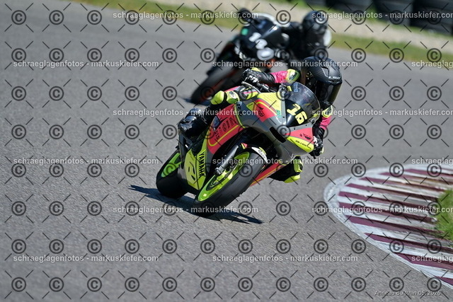 26BT01-1068 | 016 - Realisiert mit Pictrs.com