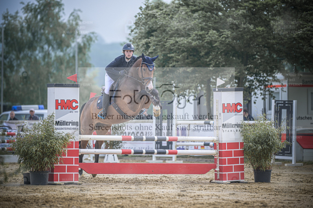 20240511-DOS_1491 | Entdecke hochwertige Reitturnierfotos von Foto Oger. Professionell, emotional und authentisch – jetzt Lieblingsmomente im Shop bestellen. - Realisiert mit Pictrs.com