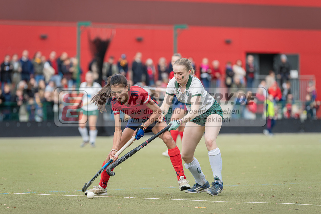 HK_20231022_106113 | Finale Deutsche Meisterschaft Feld WU16 Uhlenhorst Mülheim - Düsseldorfer HC am 22.10.2023 DHC, Düsseldorf ,