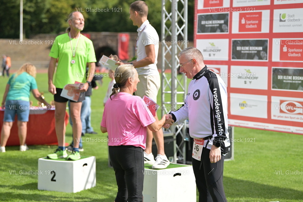 2026-08-23_Sparkassenlauf_Siegerehr_KH_00024 | Die Fotografen - Realisiert mit Pictrs.com