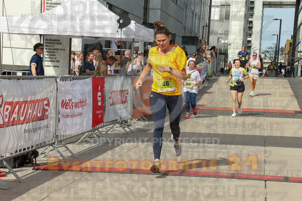 250920_1344_EX1_6451 | Sportfotografie im Rhein-Sieg Kreis, Köln, Bonn, NRW, Rheinland Pfalz, Hessen, etc. Unser Tätigkeitsfeld umfasst den Laufsport vom Volkslauf über den Marathon, Duathlon, Triathon bis zum Ultralauf wie Kölnpfad Ultra oder Schindertrail.