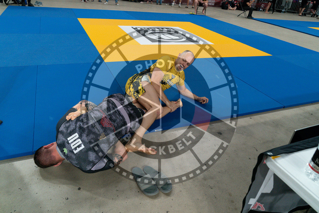 20250517PBB4999 | Athletes compete during the first day of the ADCC Amateur World Championship on May 15, 2025 in Warsaw, Poland. © Chiara Dazi / photoblackbelt
