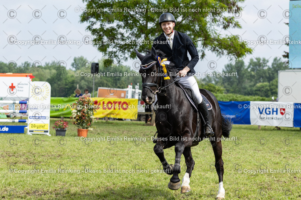 CL5A3112 | Emilia Reinking Fotografie - Realisiert mit Pictrs.com