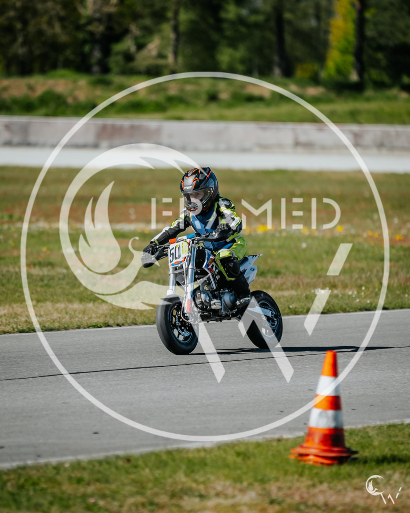 50-2 | cw-framed
