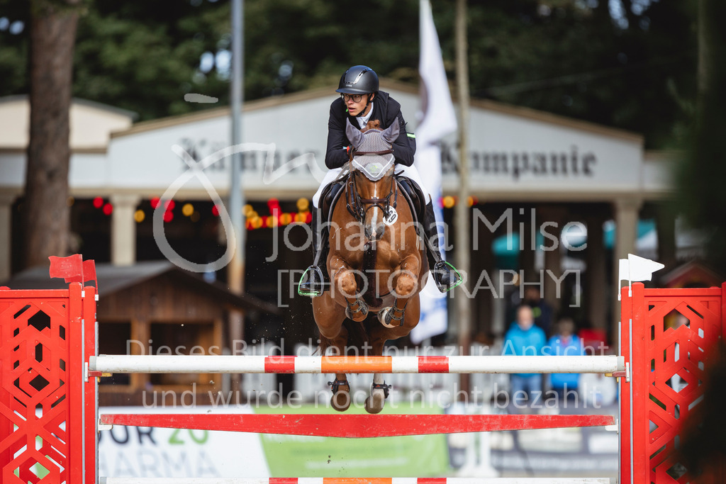 240915_OWLCh_MT-445 | Deine schönsten Turniermomente als professionelle Fotos! Entdecke hochwertige Pferdesport-Fotografie im Online-Shop. Jetzt Fotos finden & bestellen!