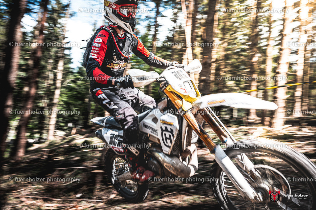 fuernholzer_250501-C1-836 | Fotografische Impressionen von der Red Stag Enduro Extreme by fuernholzer-photography.com. Endurosport in Österreich fotografisch festgehalten von fuernholzer. Auftragsfotografie für Private, Gewerbefotos und Industriefotografie. Eventfotografie, Sportfotografie und Motorsportfotografie. Anbieter von Fotoworkshops, Fototraining, fotografischen Vorträgen und Fotoseminaren.