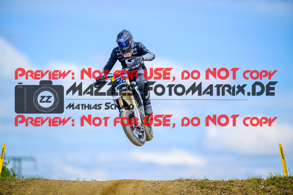 MaZZes_FotoMatrix_240713_6007705_0138 | S3