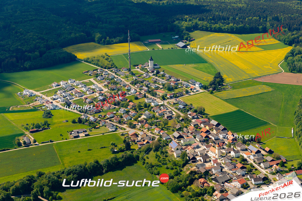 Das Luftbild zeigt : Gelbelsee Denkendorf - Die Luftaufnahme wurde 2024 vom UL-Flugzeug aus erstellt ( keine Drohne ) - Hochauflösende Luftaufnahme - Für grossformatige Ausdrucke geeignet. Die Geschenkidee !Mit Lizenz und Bildrechte bestellbar