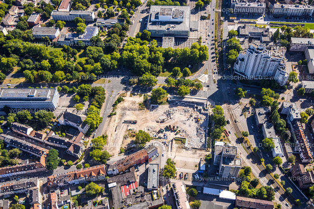 Gelsenkirchen220801400 | Luftbild, Neues Pumpwerk-Gebäude der Emschergenossenschaft nahe der Sutumer Brücken auf der Schleuseninsel zwischen Rhein-Herne-Kanal und Fluss Emscher, Schalke-Nord in Gelsenkirchen, Ruhrgebiet, Nordrhein-Westfalen, Deutschland