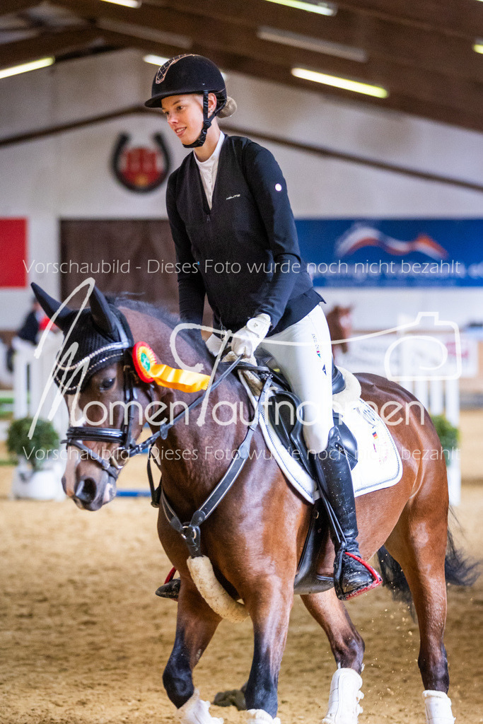 Sth-KombDreSpr-172 | MomenTaufnahmen Pferdesportfotos