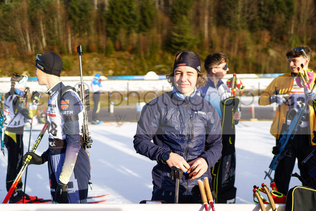 DP ARBER 9.-11.02.2024 | Unter schwierigen Bedingungen zauberte das OK ARBER-Team im Bayerischen Wald eine wettkampffähige Strecke im Arber Hohenzollern Skistadion.
