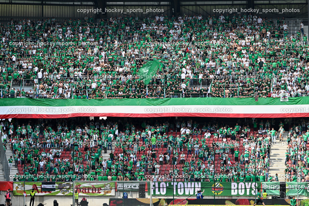 SK Puntigamer Sturm vs. SK Rapid Wien Siegerehrung, Impressionen | SK Rapid Wien Fans, SK Puntigamer Sturm vs. SK Rapid Wien Siegerehrung, Impressionen, SK Puntigamer Sturm vs. SK Rapid Wien Siegerehrung, Impressionen am 01.05.2024 in Klagenfurt (Wörthersee Stadion ), Austria, (Photo by Bernd Stefan)