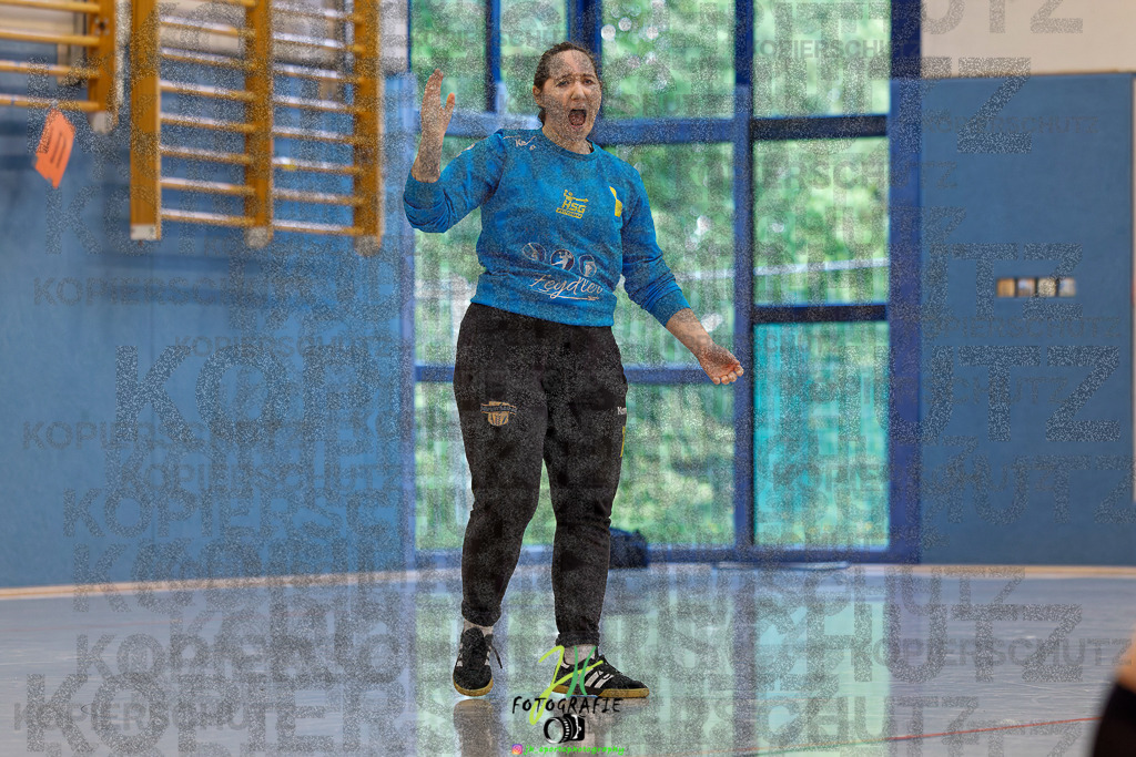 HSG Wettenberg - HSG Lumdatal | Wiederholungs-/Entscheidungsspiel um die Meisterschaft in der Frauen Oberliga Mitte und Aufstieg in die RegionalligaHSG Wettenberg - HSG Lumdatal am 11.05.2025 in Launsbach (Wettenberg) (Halle GS Launsbach (Wettenberg))Photo © 2025 - Jörg Heinrich - Realisiert mit Pictrs.com