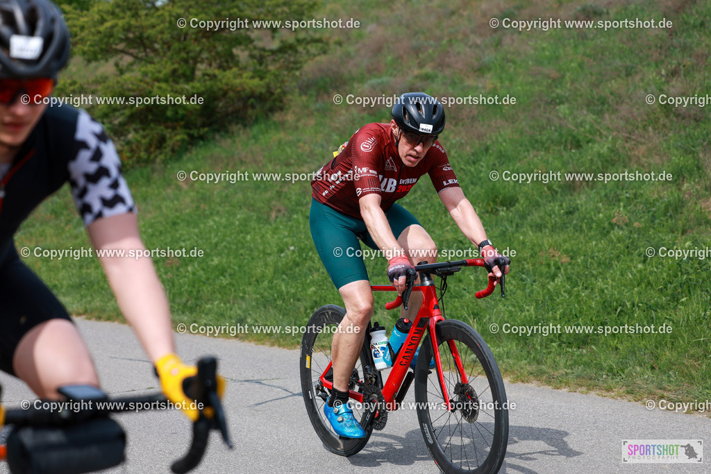 747_AR6_0697 | Neusiedlersee Radmarathon 2026@sportshot_your_pictrs #yourpictures#roadtowm2029 #nrm #neusiedlerseeradmarathon #neusiedlersee #neusiedlerseetourismus #burgenland #mörbisch #nrm26 #burgenlandtourismus #voglundco #poweredbyburgenlandtourismus #radsport #rad #marathon #ucigranfondo #visitburgenland #ucigranfondoworldseries